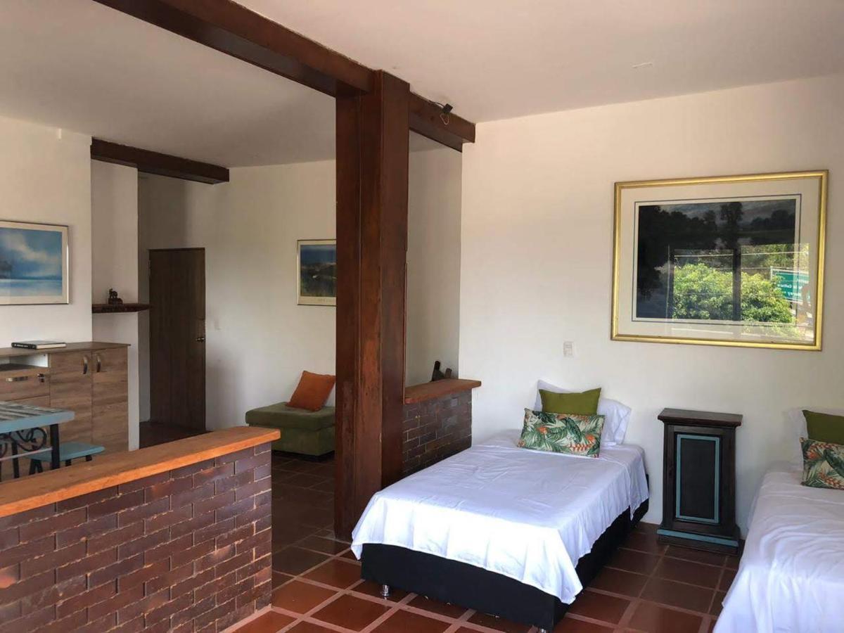 Bed and Breakfast La Casona Llanera Сан-Мартин Экстерьер фото